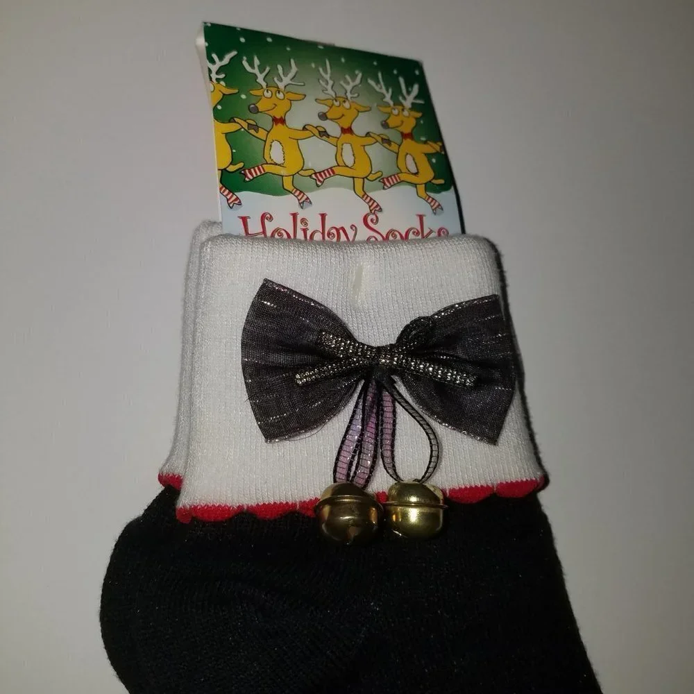 NEW 3 Pair Christmas Socks Lot Black Bows Bells Blue Snowmen Red Present 5-9-11